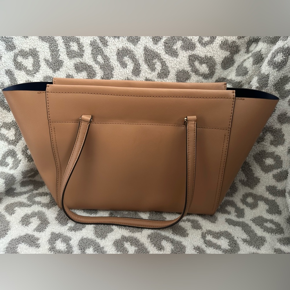 Tory Burch Tan Shoulder Bag - Picture 3 of 9